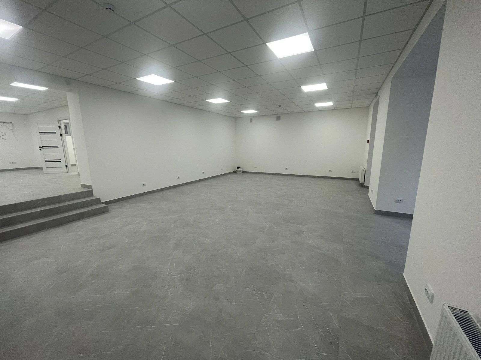 Commercial space for sale. 112 m², 1st floor/10 floors. 1, Henerala Tarnavskoho , Ternopil. 