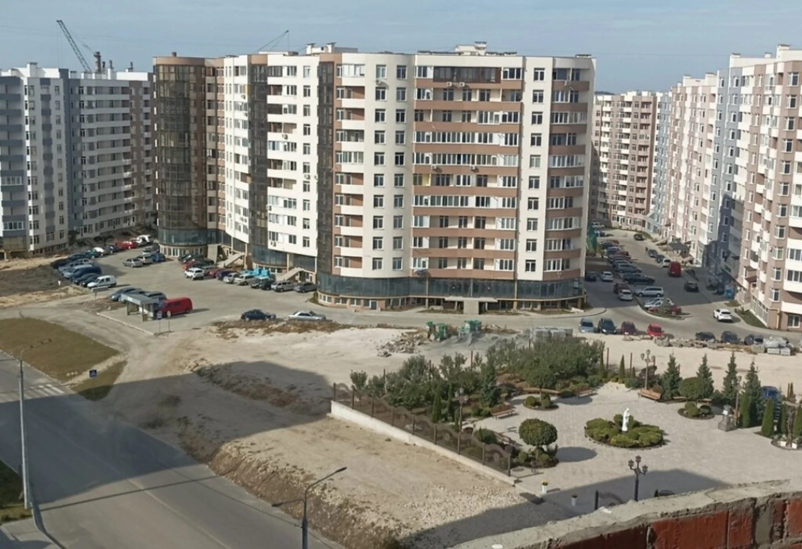 Продаж квартири 3 кімнати, 79 m², 9 пов./10 поверхів. 8, Київська вул., Тернопіль. 