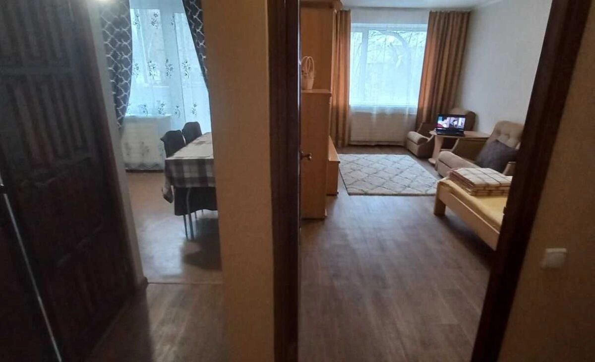 Apartment for rent. 1 room, 35 m², 2nd floor/16 floors. 11, Holosiyivskyy prosp , Kyiv. 