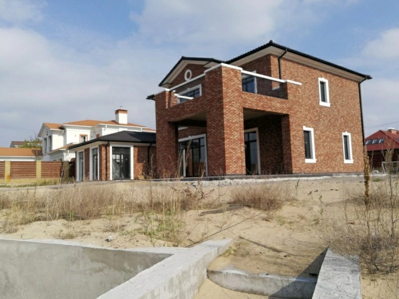 House for sale. 5 rooms, 398 m², 2 floors. 101, Starokyevskaya, Kozyn. 