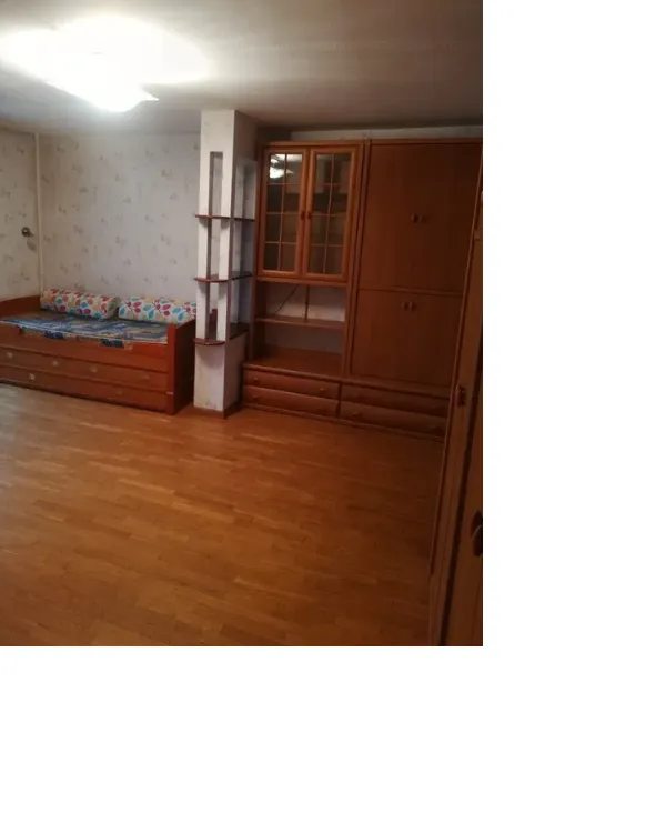 Сдам квартиру. 3 rooms, 100 m², 6th floor/16 floors. 24, Проспект Бажана, Киев. 
