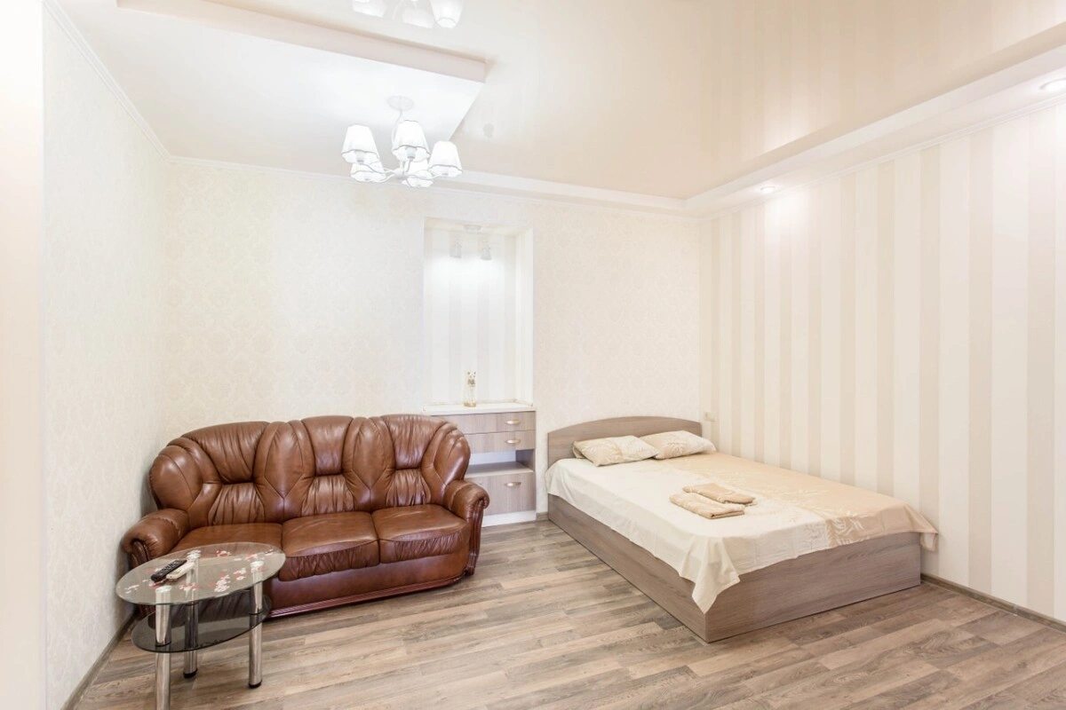Здам квартиру. 1 room, 45 m², 1st floor/3 floors. 40, Бунина ул., Одеса. 
