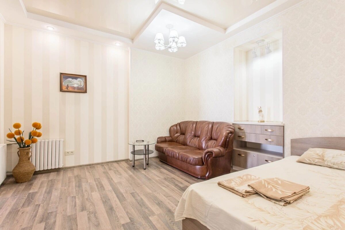 Однокомнатная квартира в центре Одессы - Греческая площадь.