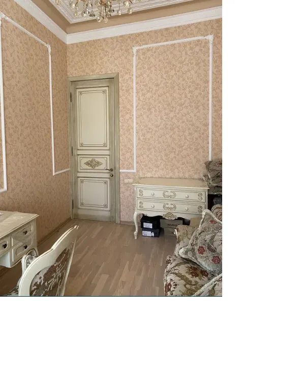 Apartment for rent. 4 rooms, 110 m², 4th floor/4 floors. Bulv Tarasa Shevchenka, Kyiv. 