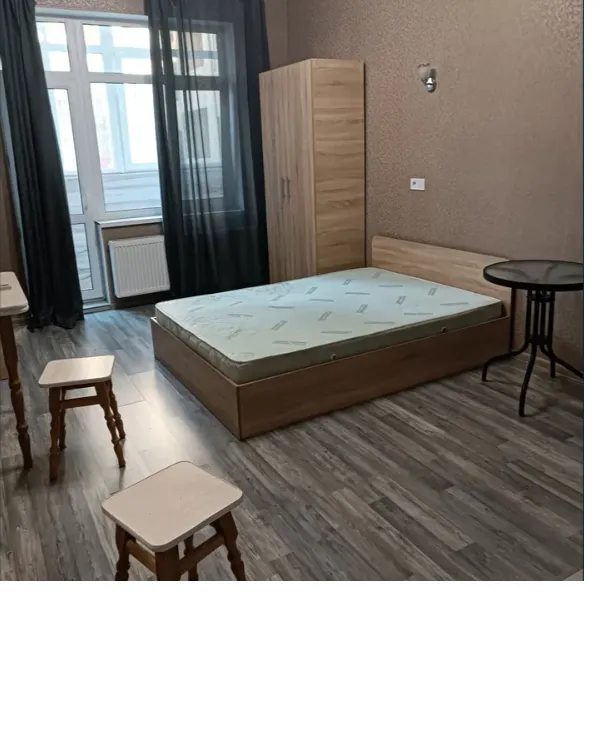 Сдам квартиру. 1 room, 32 m², 4th floor/10 floors. 36, Коновальця, Киев. 