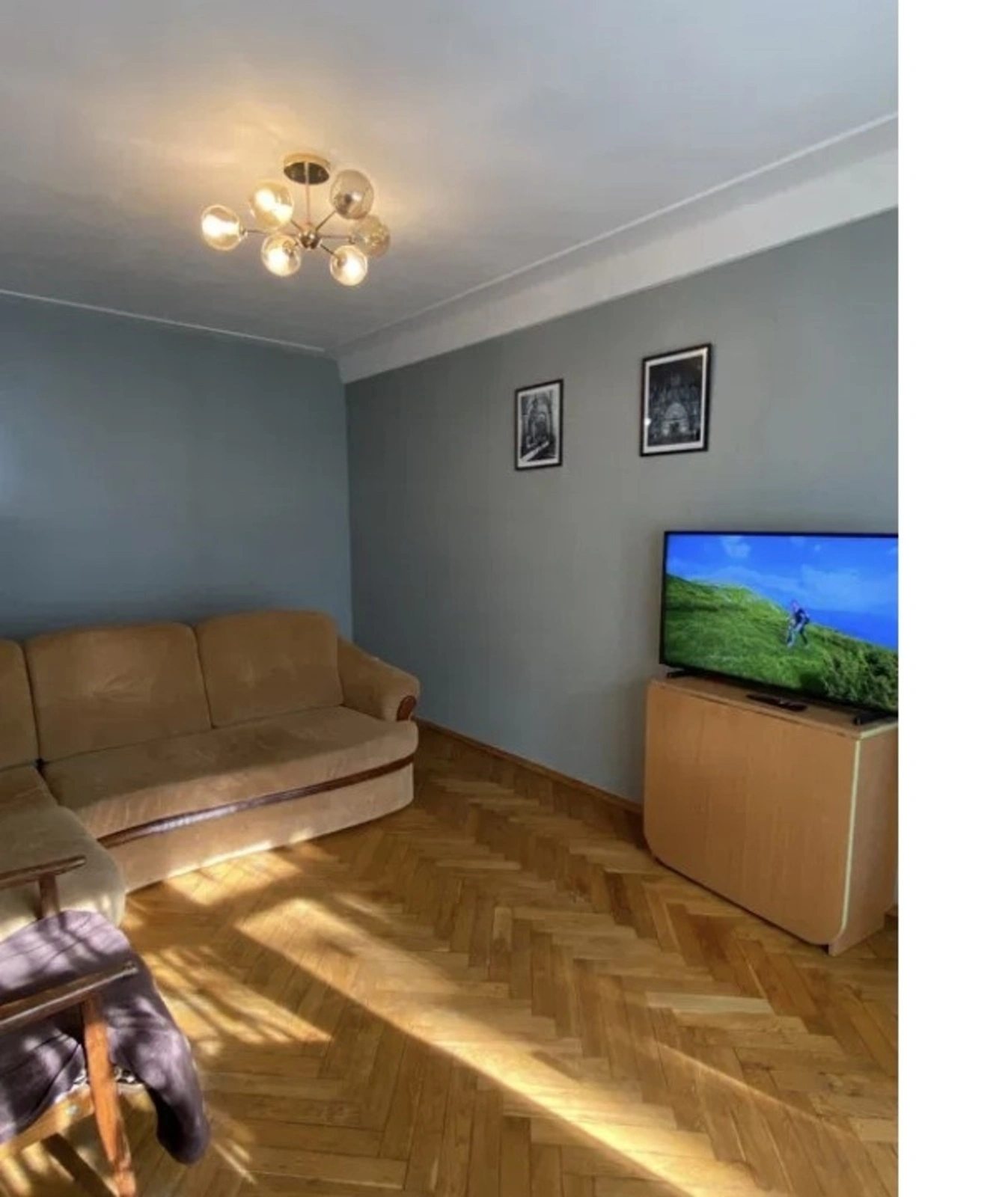 Продаж квартири. 3 rooms, 61 m², 4th floor/5 floors. 14, Дубініна Володі 14, Київ. 
