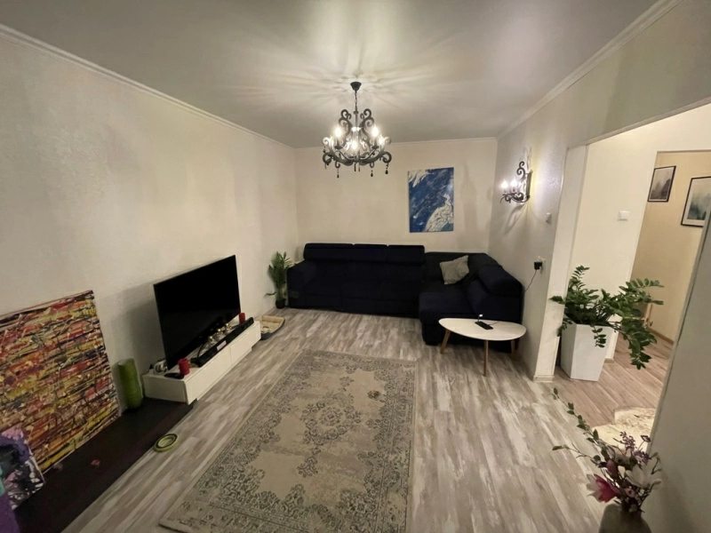 Продаж квартири. 3 кімнати, 88 m², 16 поверх/16 поверхів. 1, Григоренка Петра 1, Київ. 