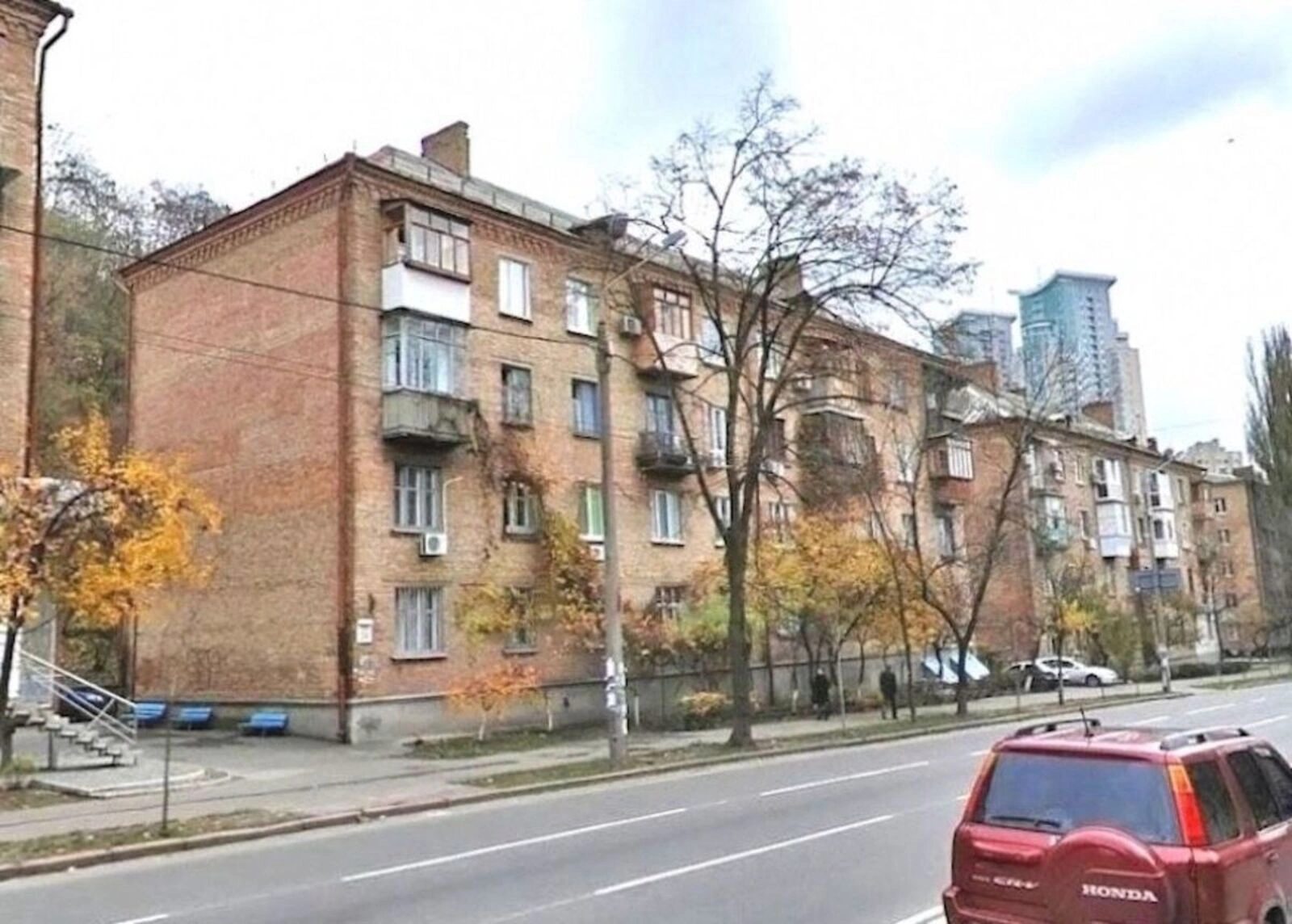 Apartments for sale. 1 room, 36 m², 2nd floor/4 floors. 29, Boychuka vul., Kyiv. 