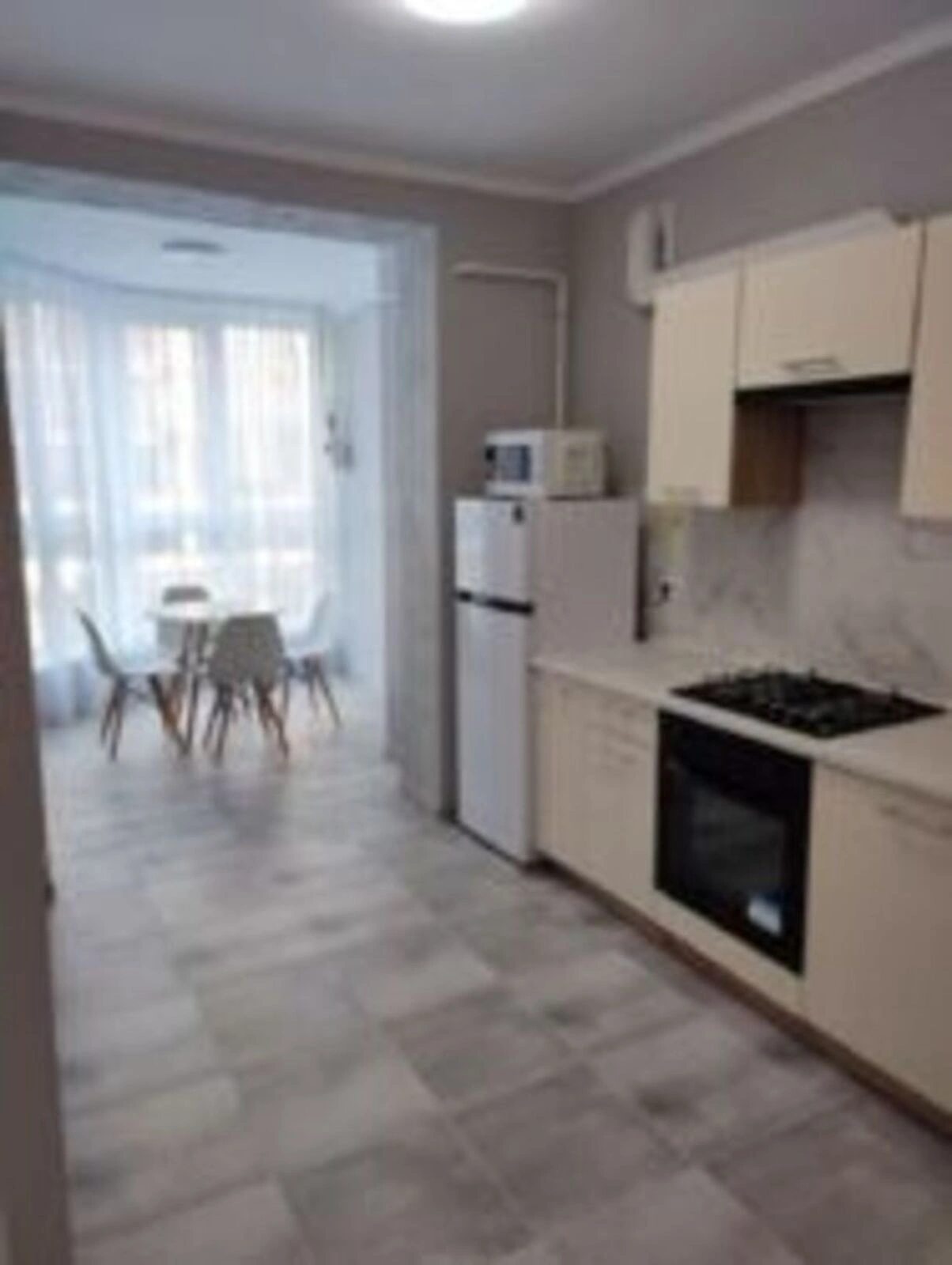 Apartment for rent. 1 room, 39 m², 3rd floor/9 floors. 15, Yabluneva , Sofiyivska Borshchahivka. 