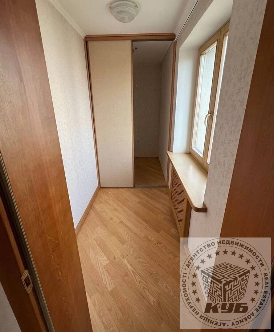 Продаж квартири 4 кімнати, 168 m², 9 пов./17 поверхів. 2, Якуба Колоса , Київ. 