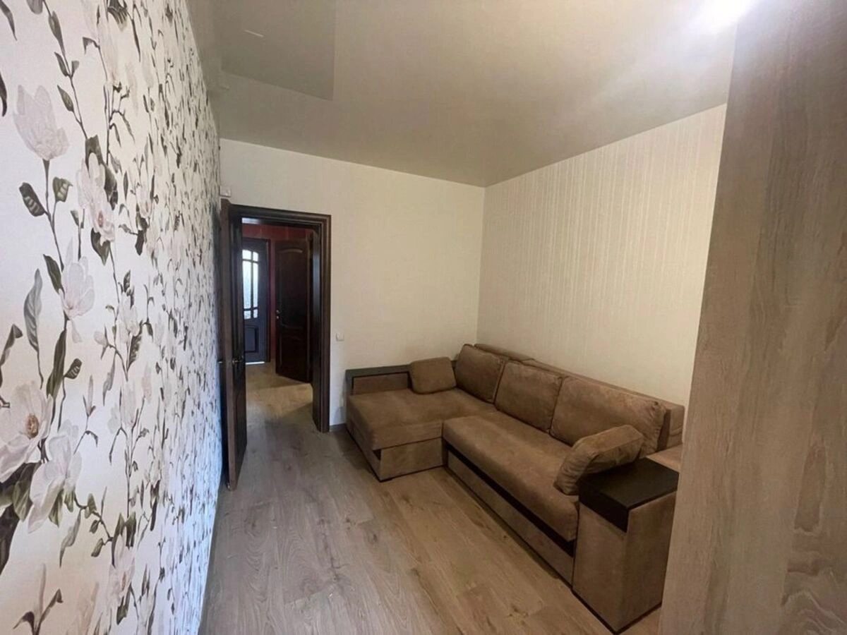 Продаж квартири. 1 room, 40 m², 4th floor/5 floors. 6, Едності , Крюківщина. 