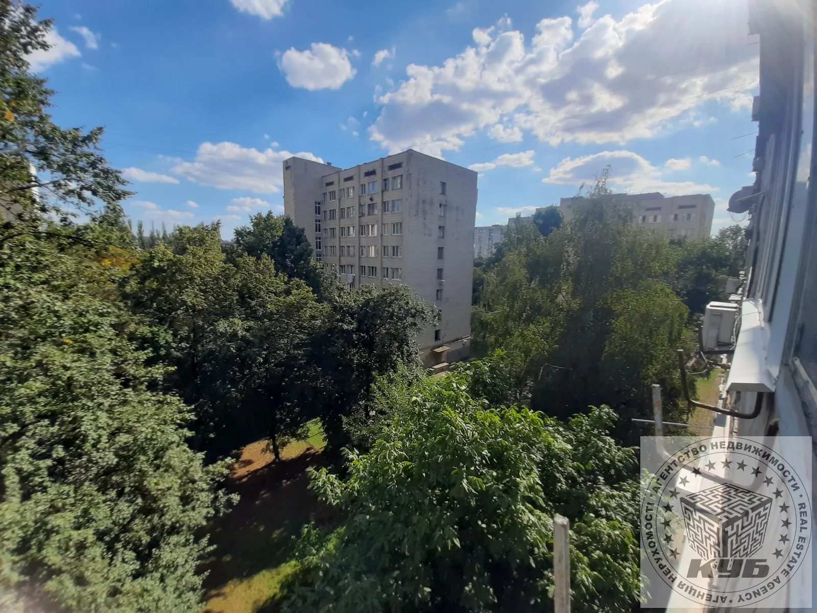 Apartments for sale. 3 rooms, 63 m², 6th floor/9 floors. 1, Yakuba Kolasa 1, Kyiv. 
