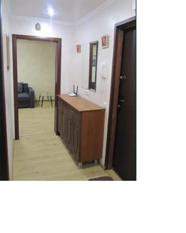 Сдам квартиру. 2 rooms, 52 m², 6th floor/9 floors. 39, Оболонський проспект, Киев. 