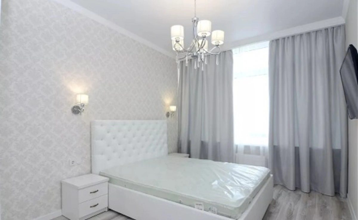 Apartments for sale. 1 room, 43 m², 25 floor/25 floors. 3, Henuezskaya ul., Odesa. 