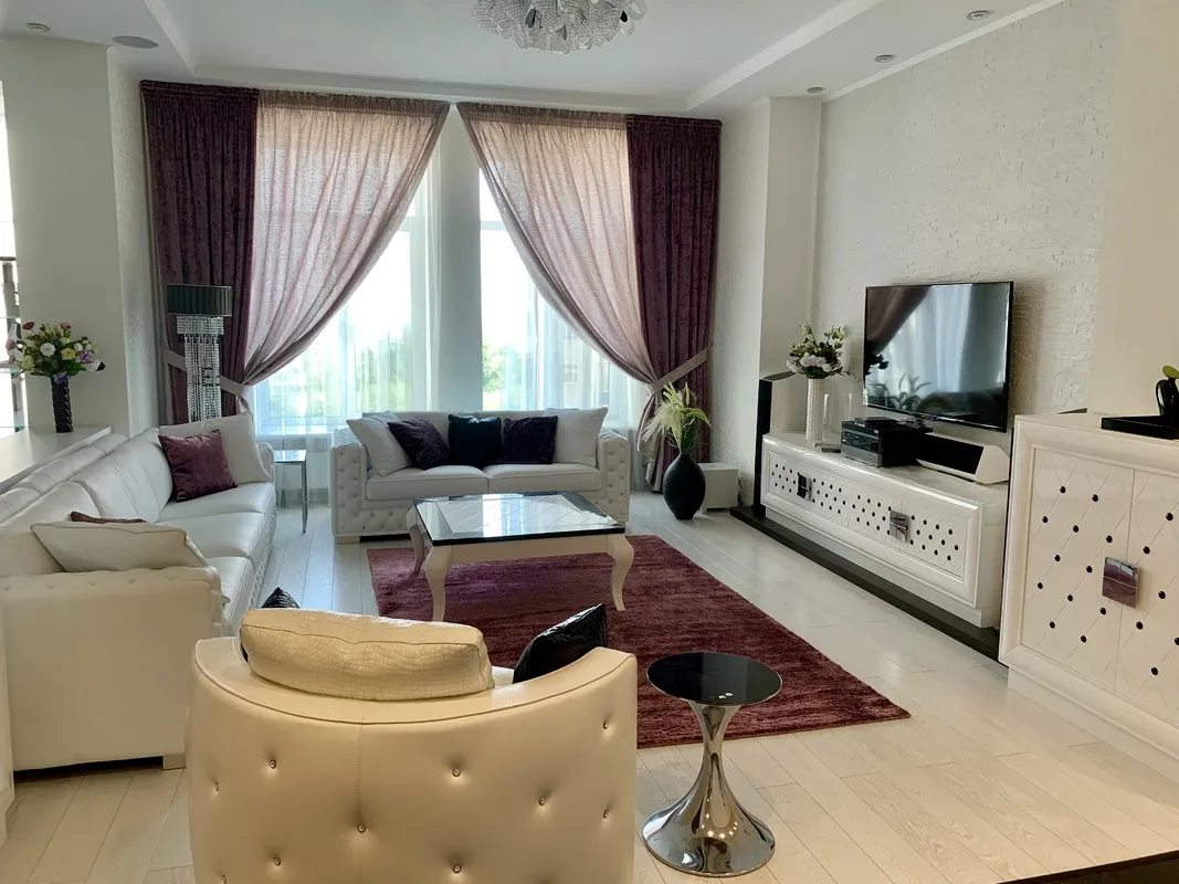 Продаж квартири. 2 rooms, 157 m², 4th floor/16 floors. 5, Лидерсовский б-р, Одеса. 