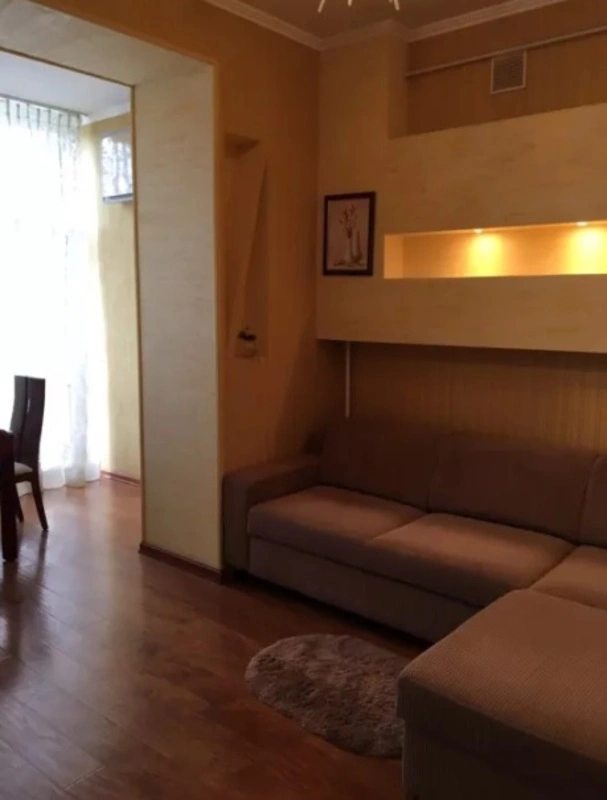 Apartments for sale. 1 room, 69 m², 6th floor/12 floors. 6, Mukachevskyy per., Odesa. 
