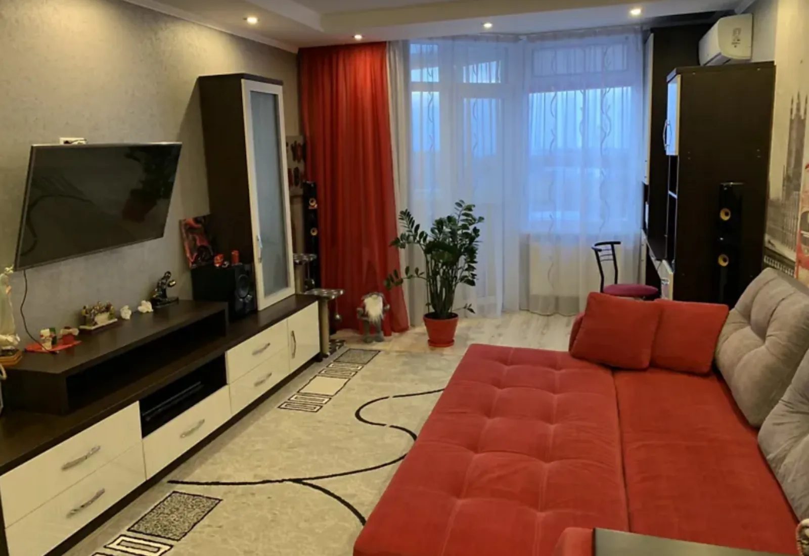 Продаж квартири. 2 rooms, 56 m², 10th floor/11 floors. Дружба, Тернопіль. 