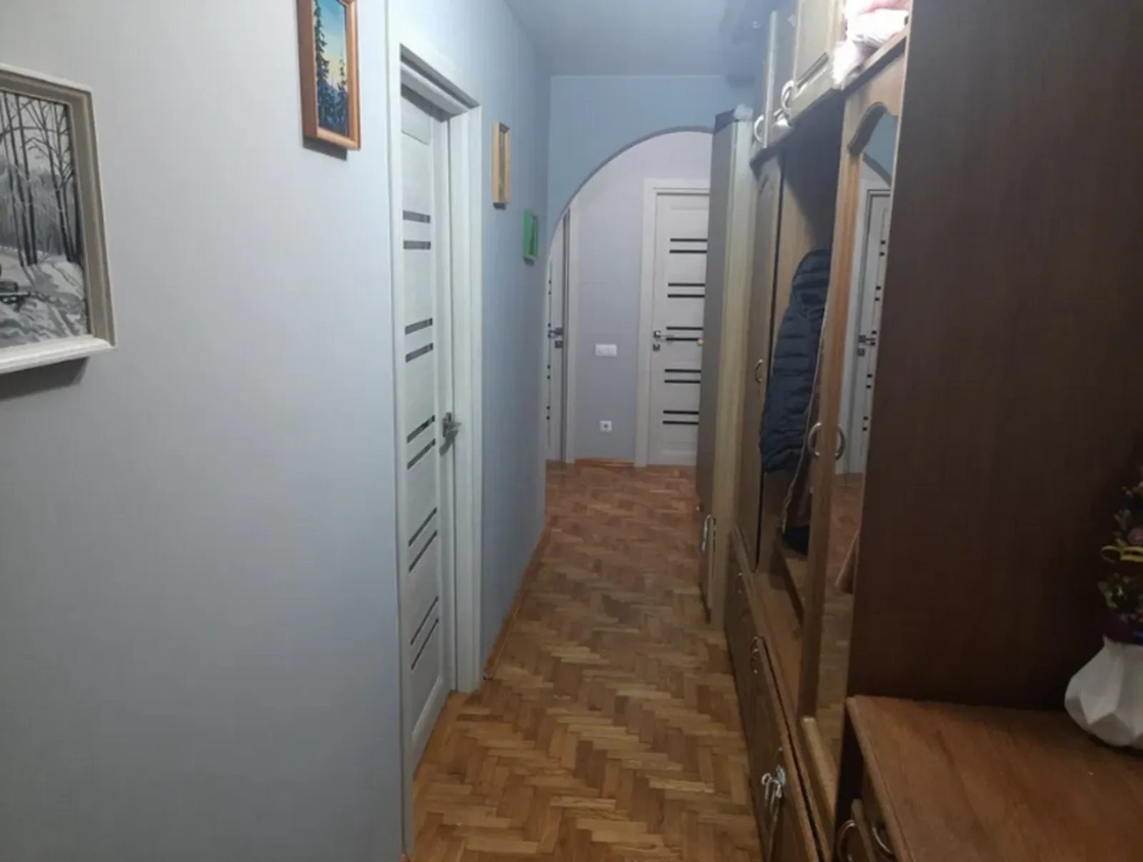 Apartments for sale. 3 rooms, 65 m², 4th floor/9 floors. Bam, Ternopil. 