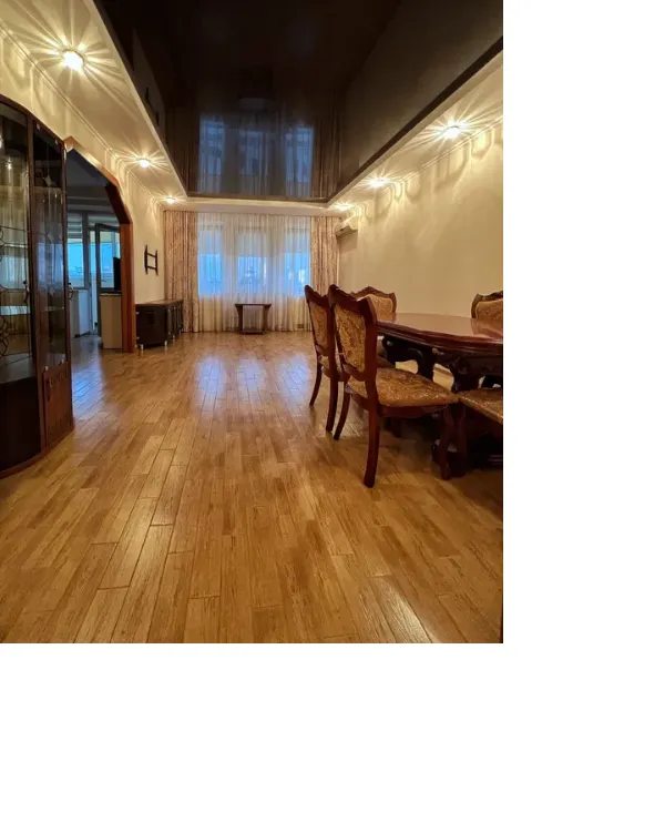 Apartment for rent. 4 rooms, 27000 m², 10th floor/25 floors. 12, Pr Bazhana, Kyiv. 