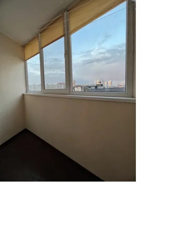 Сдам квартиру. 4 rooms, 27000 m², 10th floor/25 floors. 12, Пр Бажана, Киев. 