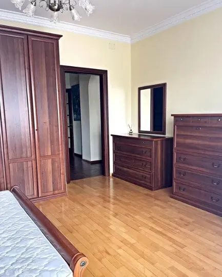 Здам квартиру. 4 rooms, 150 m², 5th floor/8 floors. 2, Успенская ул., Одеса. 