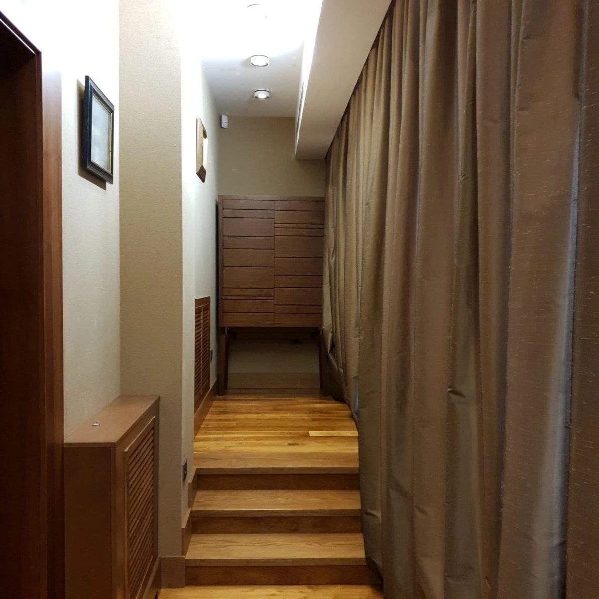 Apartment for rent. 4 rooms, 336 m², 23 floor/24 floors. 1, Henuezskaya ul., Odesa. 