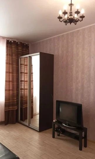Apartment for rent. 1 room, 50 m², 11 floor/18 floors. 29, Astashkyna ul., Odesa. 