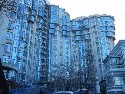 Здам квартиру. 3 rooms, 147 m², 8th floor/16 floors. 5, Лидерсовский б-р, Одеса. 
