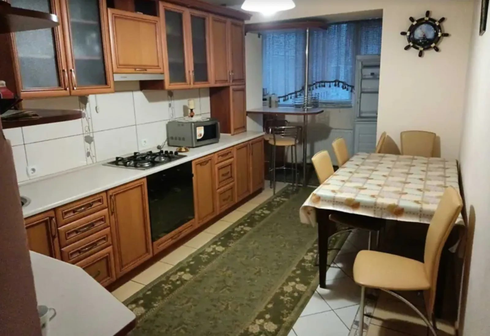 Продаж квартири. 3 rooms, 82 m², 2nd floor/9 floors. Сахарный завод, Тернопіль. 
