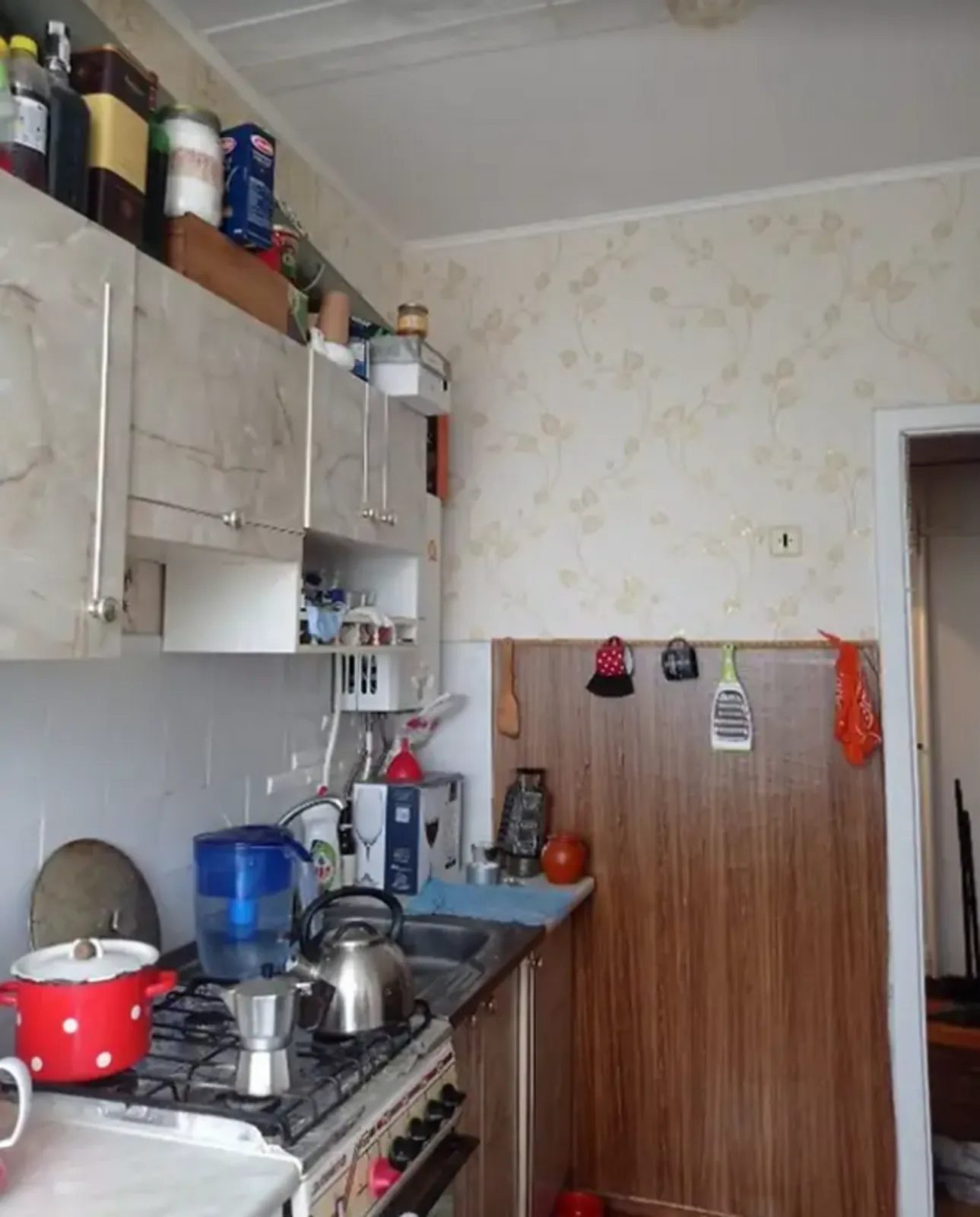 Apartments for sale. 1 room, 30 m², 5th floor/5 floors. Tsentr, Ternopil. 