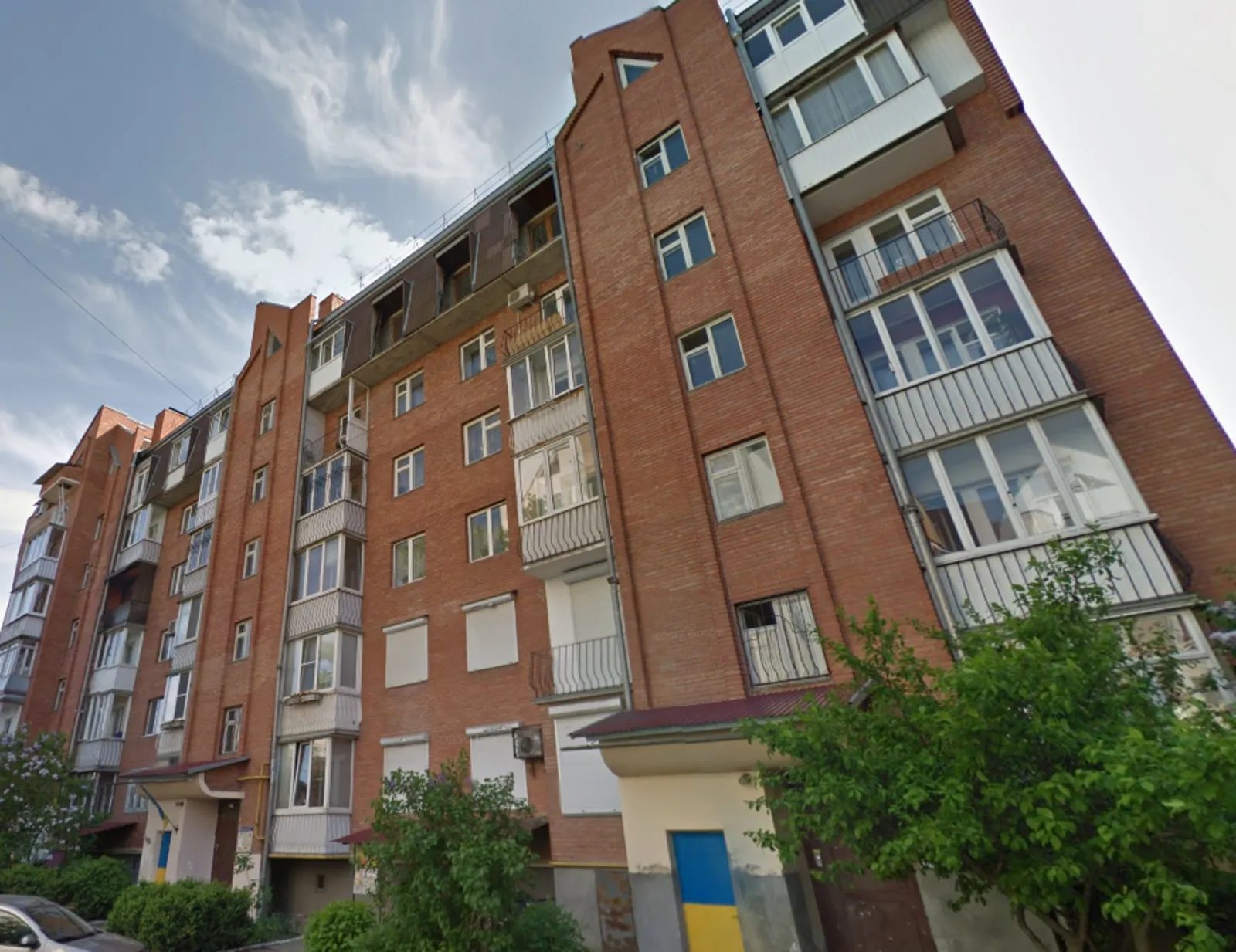 Apartments for sale. 2 rooms, 75 m², 2nd floor/7 floors. Tsentr, Ternopil. 