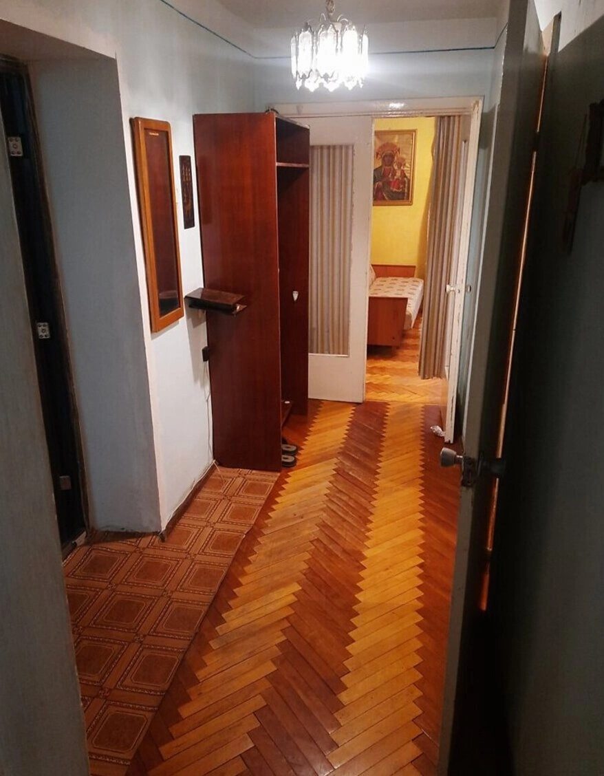 Продаж 2 кімнатної квартири на вулиці Захисників України, масив БАМ.Тернопіль