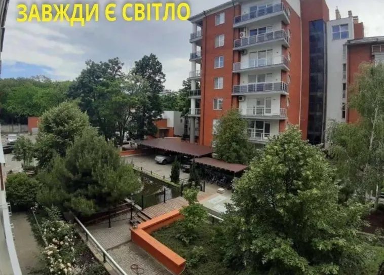 Apartment for rent. 3 rooms, 180 m², 3rd floor/7 floors. 2, Uspenskaya ul., Odesa. 