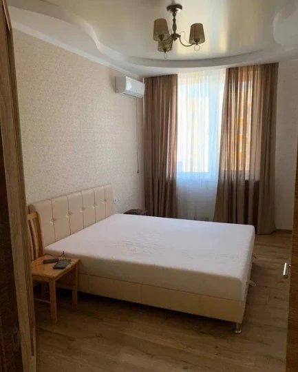 Apartment for rent. 1 room, 60 m², 18 floor/19 floors. 8, Mykhaylovskaya ul., Odesa. 