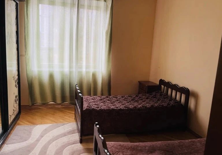 Здам квартиру. 4 rooms, 170 m², 4th floor/9 floors. 6, Довженко ул., Одеса. 