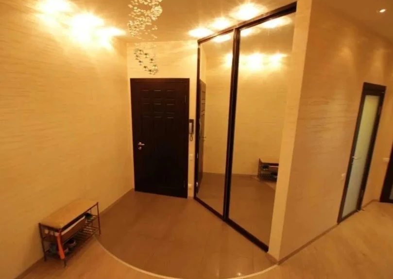 Apartment for rent. 3 rooms, 150 m², 5th floor/22 floors. 18, Hovorova Marshala ul., Odesa. 