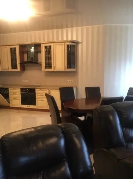 Apartment for rent. 3 rooms, 132 m², 24 floor/25 floors. 12, Shevchenko pr., Odesa. 