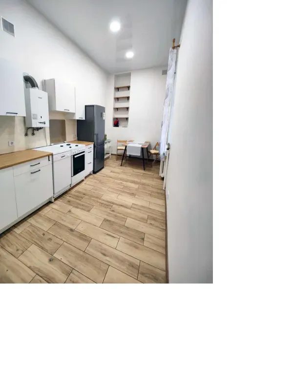 Сдам квартиру. 4 rooms, 100 m², 4th floor/4 floors. 24, Межигорская 24, Киев. 