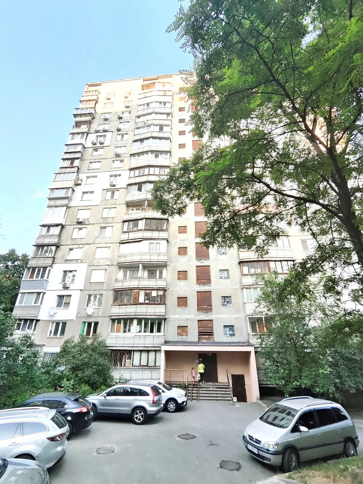 Продаж квартири 3 кімнати, 72 m², 12 пов./16 поверхів. 45, Деміївська 45, Київ. 