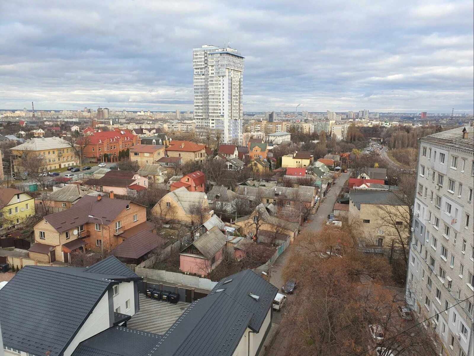 Продаж квартири 3 кімнати, 76 m², 9 пов./10 поверхів. 55, Теліги Олени 55, Київ. 