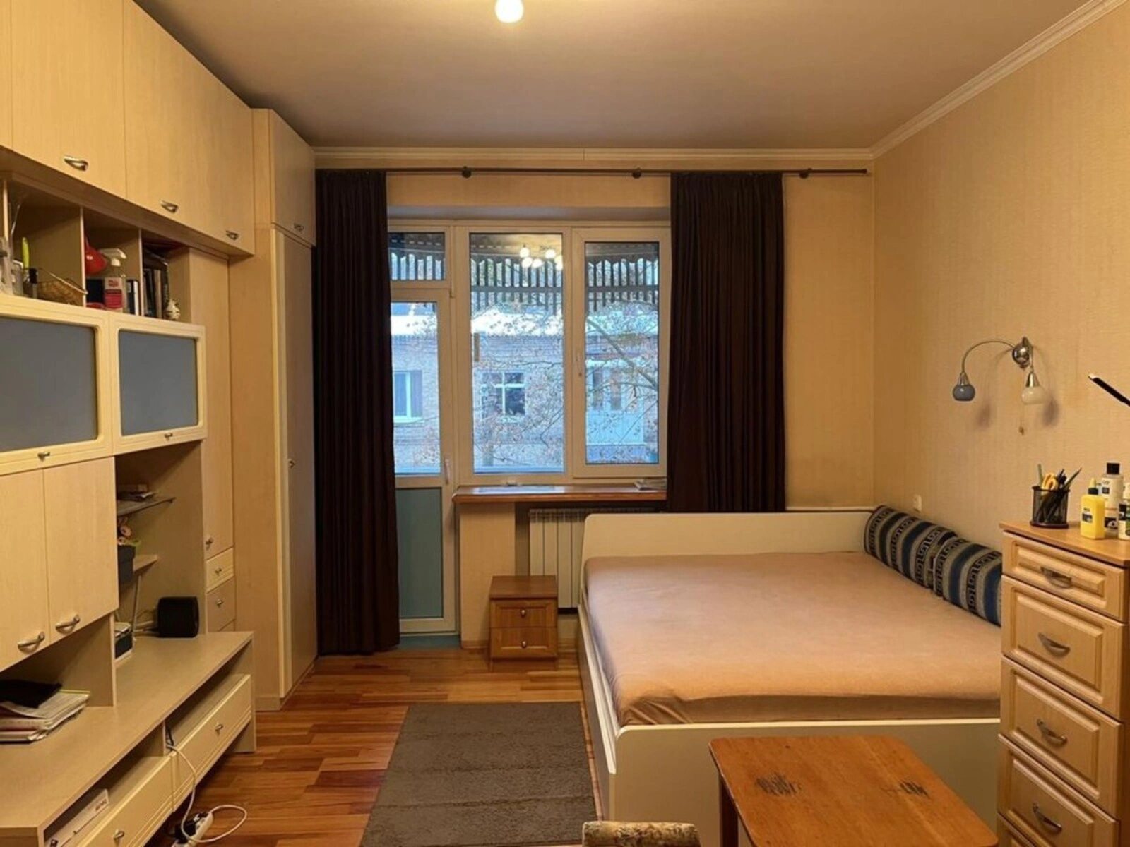 Apartments for sale. 2 rooms, 50 m², 3rd floor/3 floors. 25, Osypovskogo 25, Kyiv. 