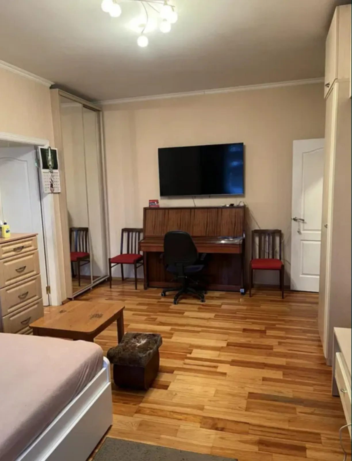Apartments for sale. 2 rooms, 50 m², 3rd floor/3 floors. 25, Osypovskogo 25, Kyiv. 