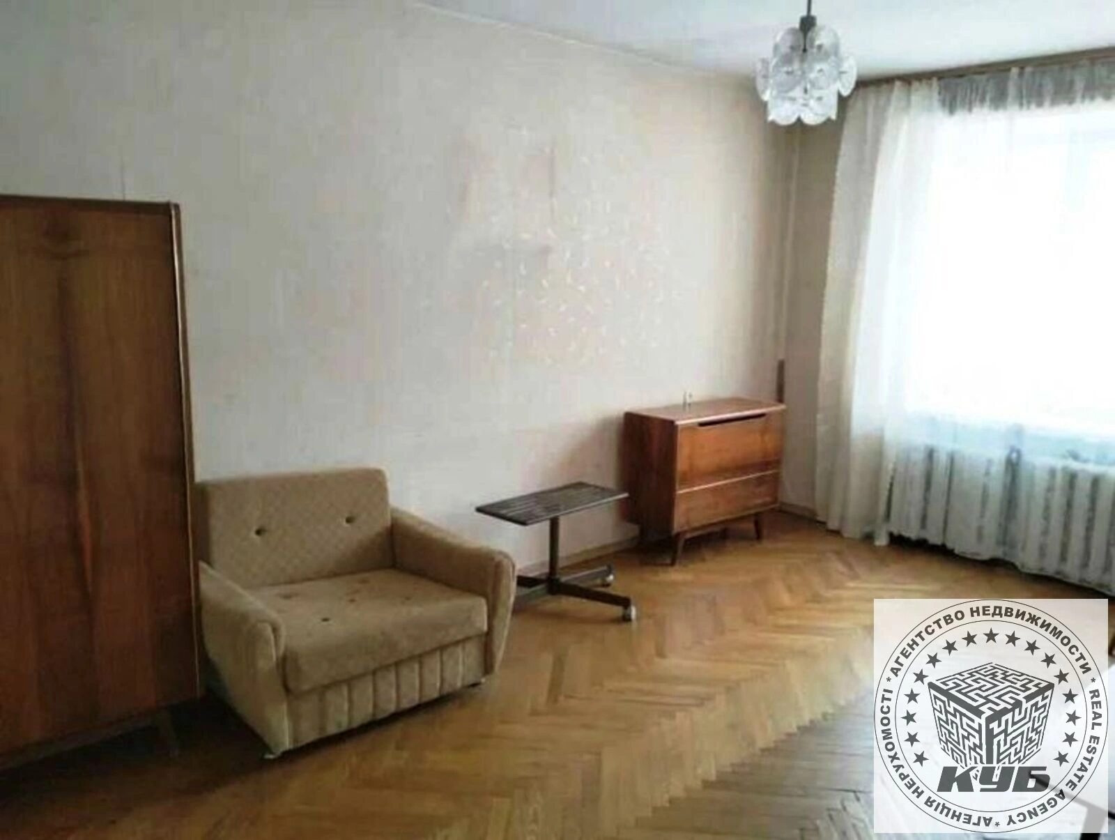 Apartments for sale. 3 rooms, 111 m², 2nd floor/14 floors. 11, Fuchika Yuliusa 11, Kyiv. 