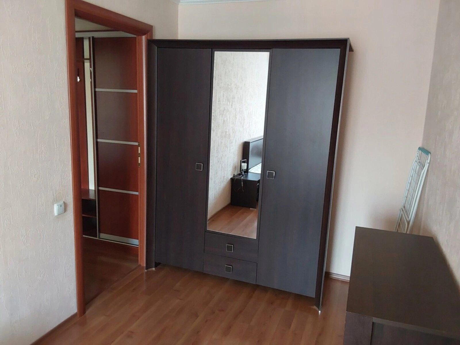 Продаж квартири. 2 rooms, 43 m², 4th floor/5 floors. 21, Деревлянская ул. (Якира), Київ. 