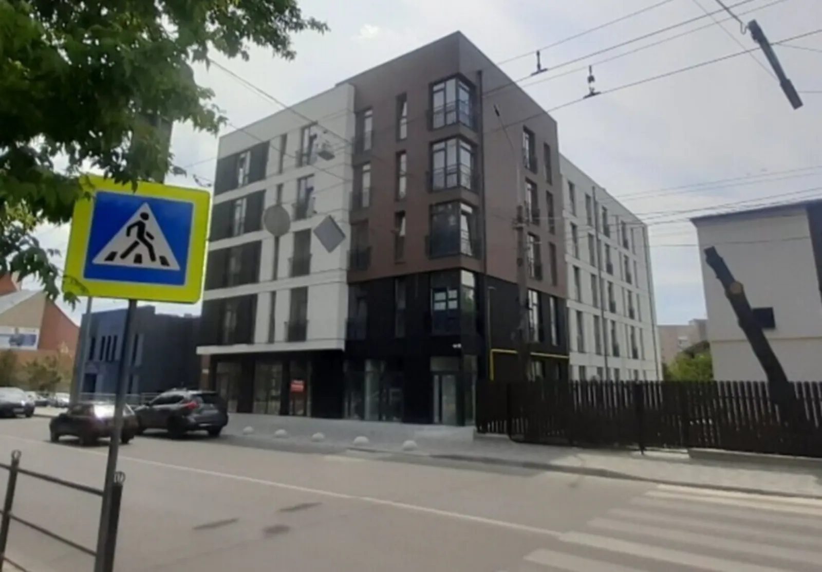 Продам нерухомість під комерцію 115 m², 1 пов./5 поверхів. Центр, Тернопіль. 