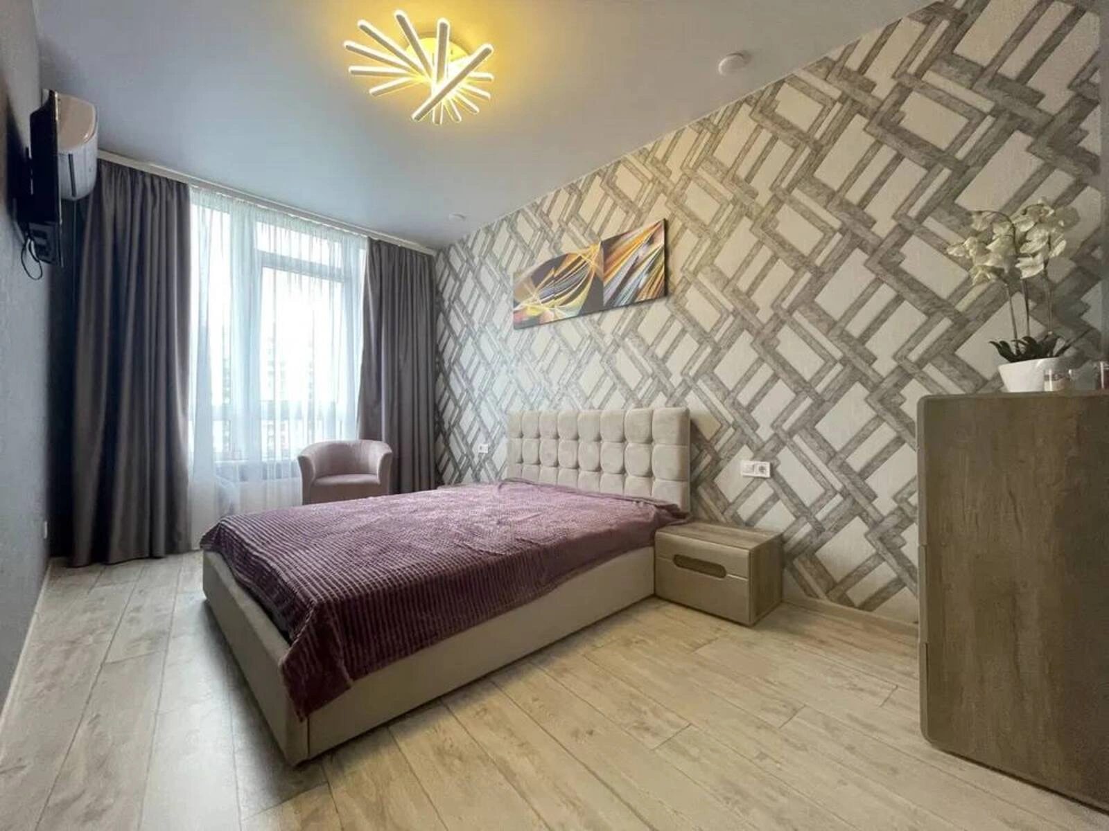 Apartment for rent. 2 rooms, 63 m², 17 floor/24 floors. 3, Henuezskaya ul., Odesa. 