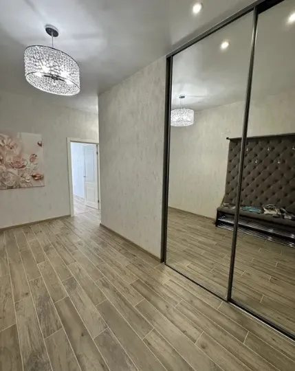 Apartment for rent. 3 rooms, 121 m², 13 floor/20 floors. 2, Morekhodnyy per., Odesa. 