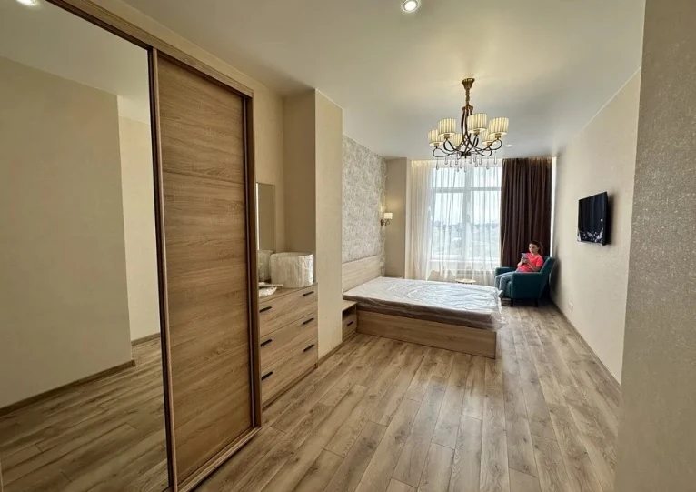 Здам квартиру. 3 rooms, 121 m², 13 floor/20 floors. 2, Мореходный пер., Одеса. 