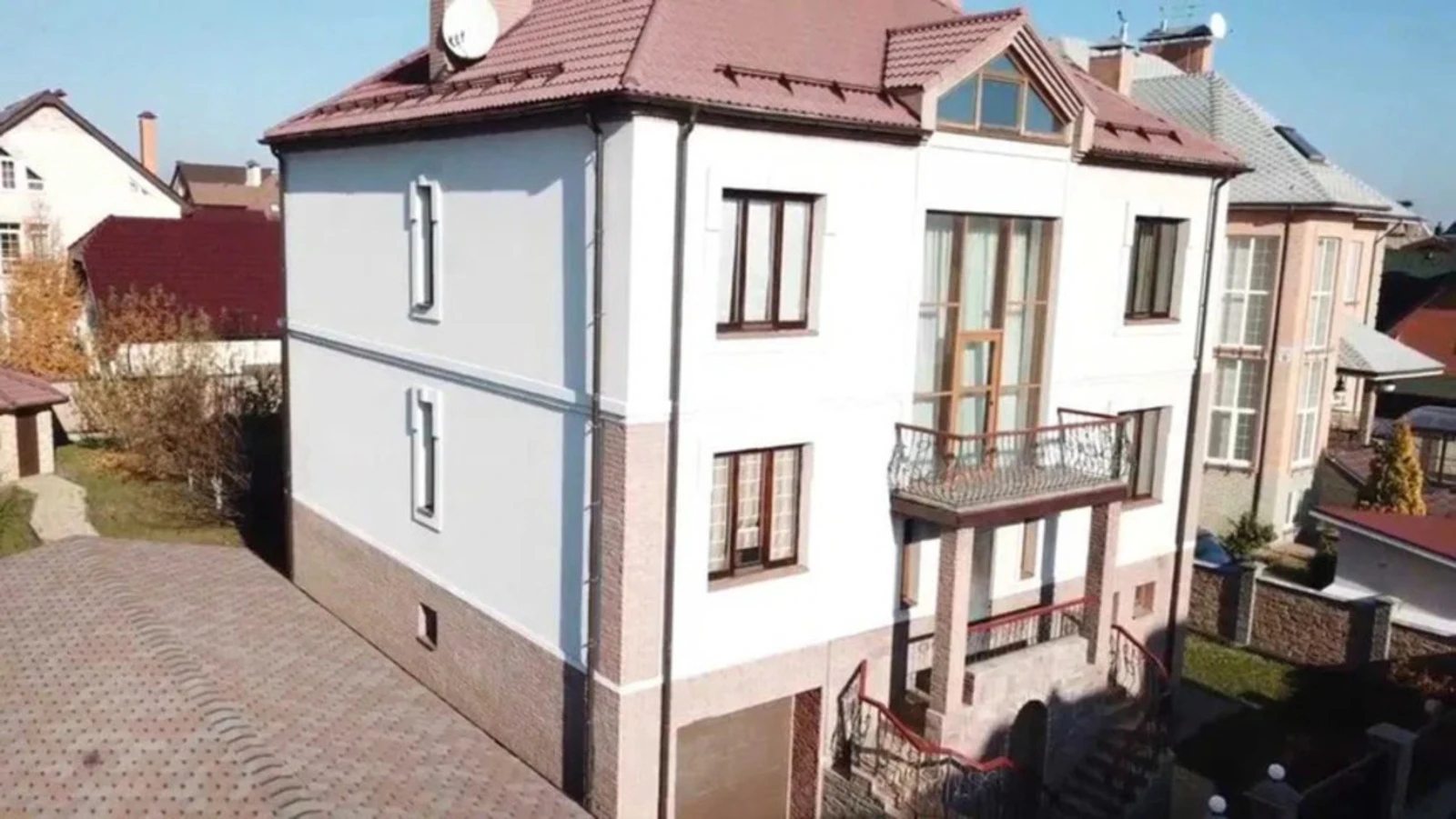 Продаж будинку. 350 m², 2 floors. 14, Февральская , Київ. 