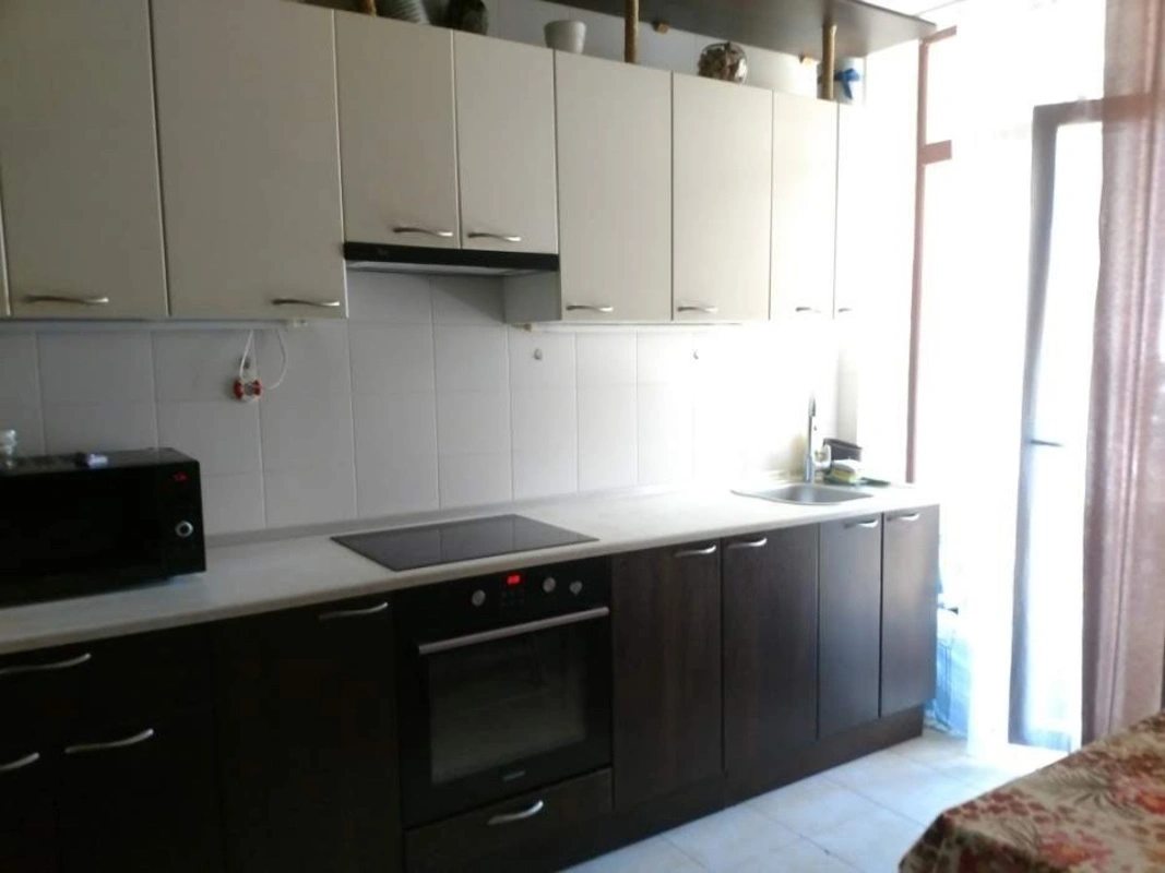 Apartment for rent. 1 room, 55 m², 8th floor/16 floors. 9, Tenystaya ul., Odesa. 